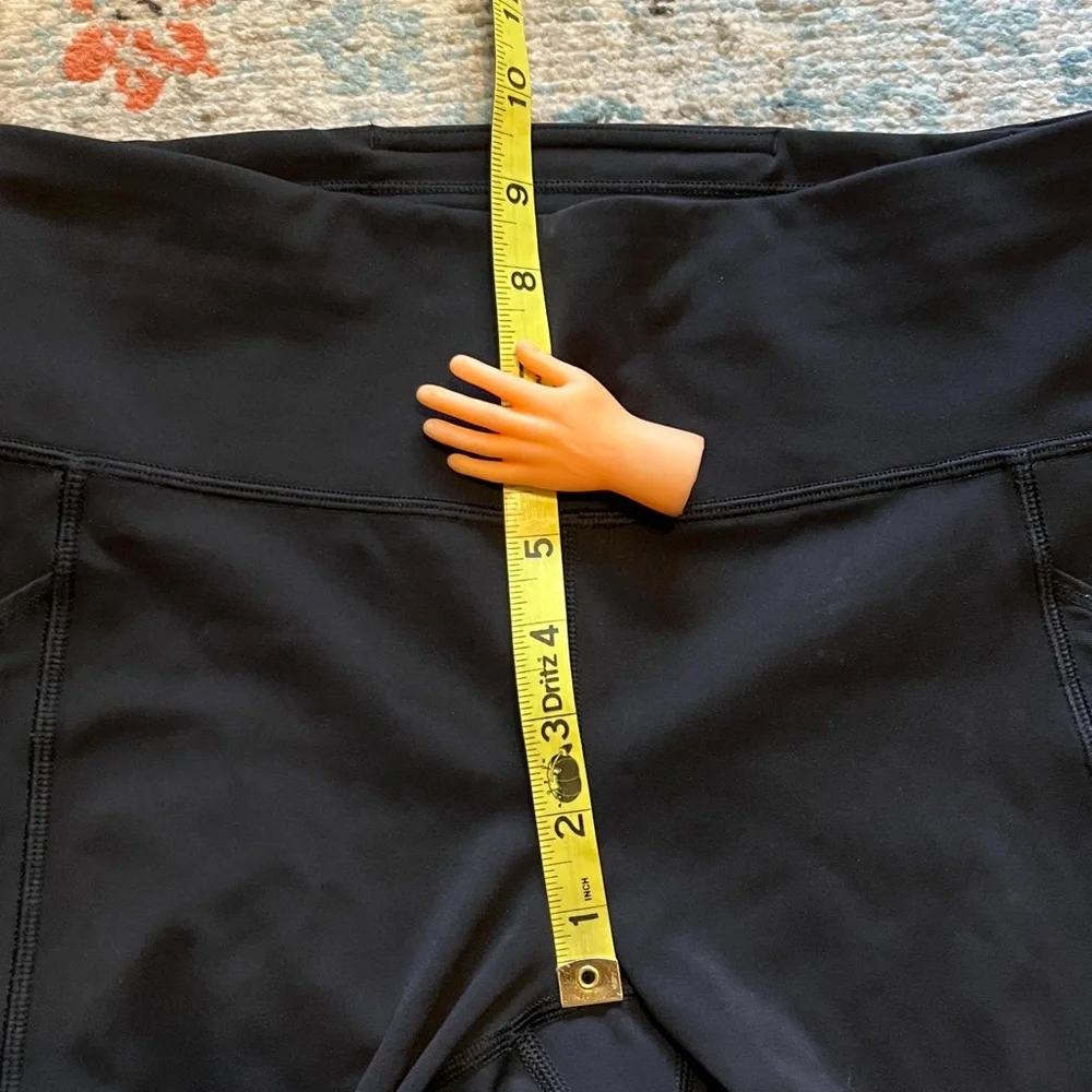 Lululemon Home Stretch Black Mesh Panel Cropped Leggings Size 6 - Picture 8 of 16